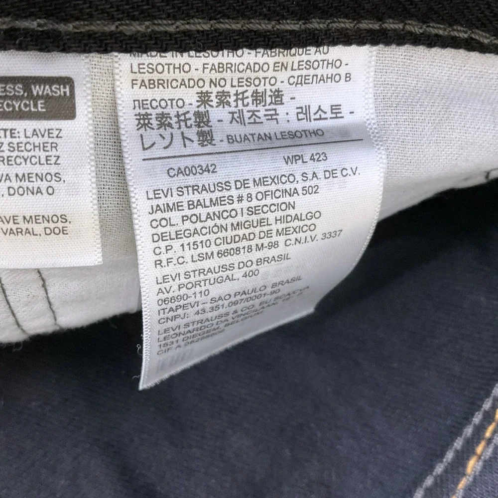 Levis Jeans Mens 38x32 (ACT 38x30) Black 505 Straight Denim
